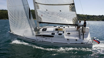 Elan 350 sailing