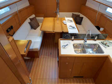 Sun Odyssey 379 interior