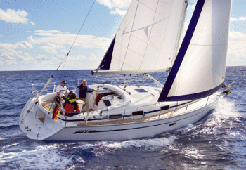 Bavaria 37 sailing