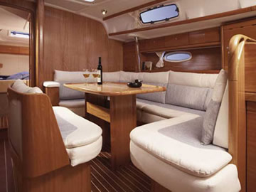 Bavaria 42 Cruiser 3 Cabin Interior